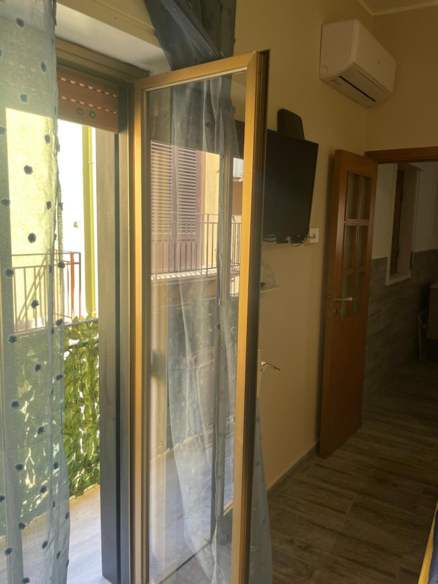 Fronte Mare Arenella Bed & Breakfast Palermo Bagian luar foto
