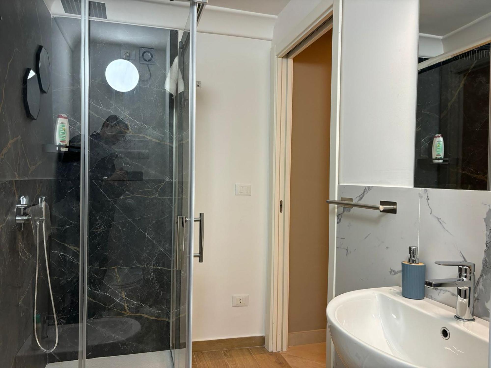 Fronte Mare Arenella Bed & Breakfast Palermo Bagian luar foto
