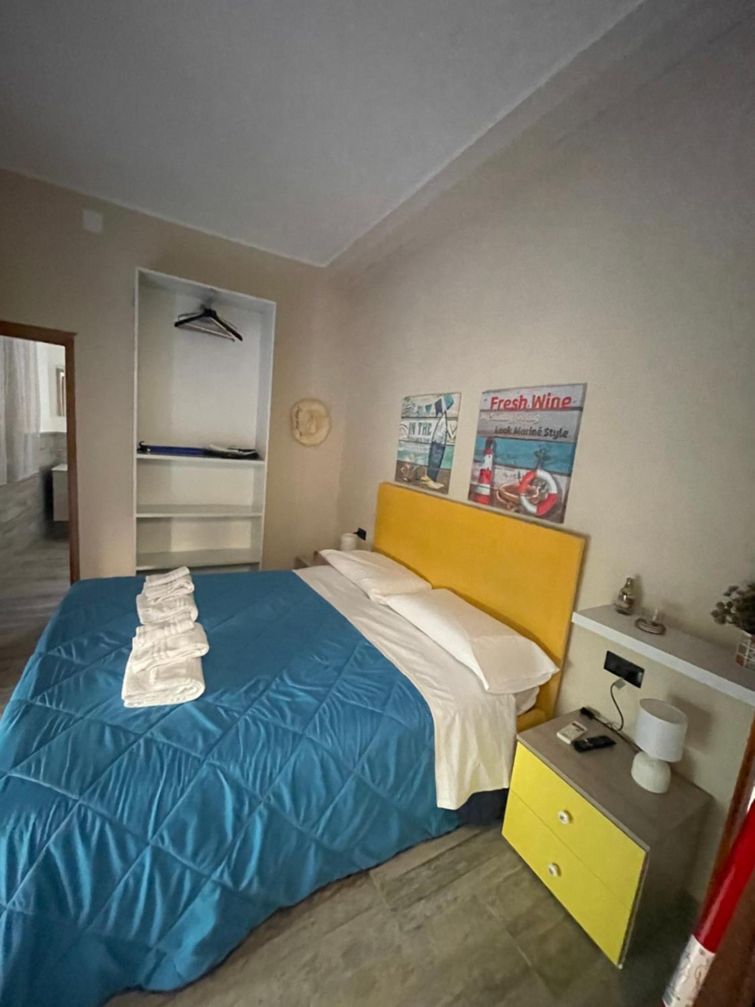 Fronte Mare Arenella Bed & Breakfast Palermo Bagian luar foto